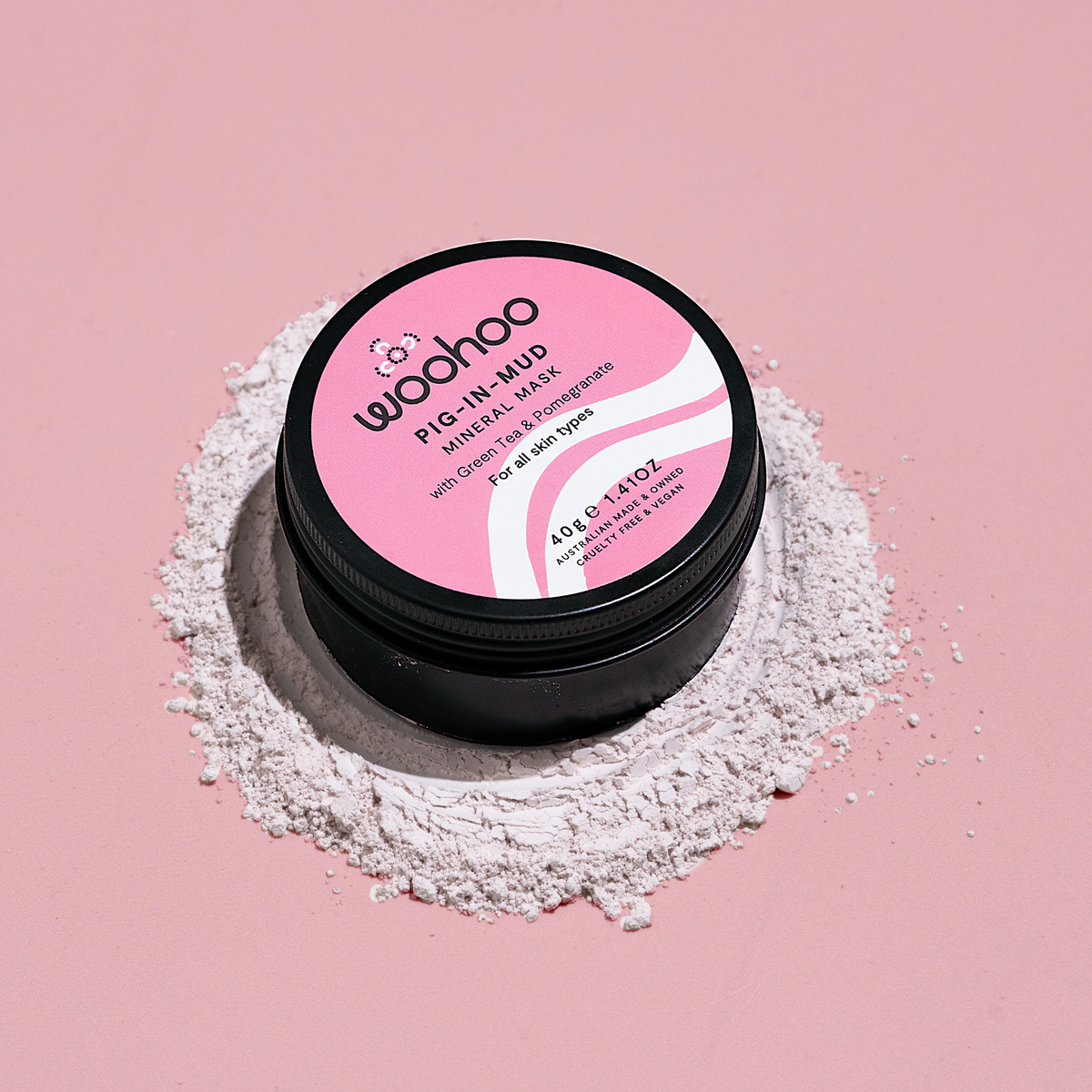 'Pig-In-Mud' Mineral Mask